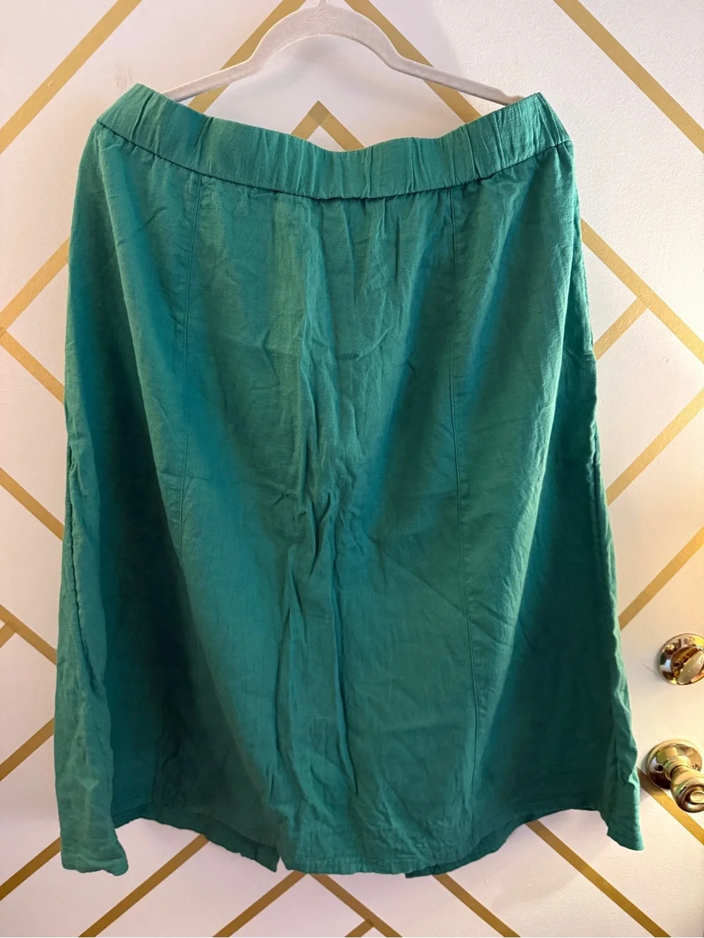 Green Linen Buttoned Midi Skirt w/ Pockets